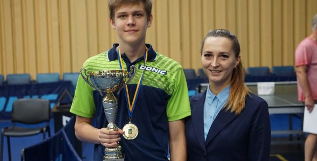 Юний тенісист із Рогатина став абсолютним чемпіоном України !