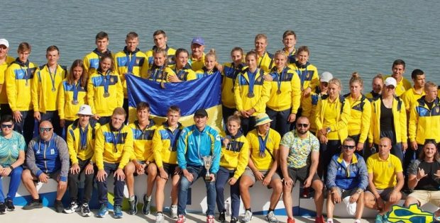 Збірна України з веслування завоювала 32 медалі на турнірі з веслування в Угорщині
