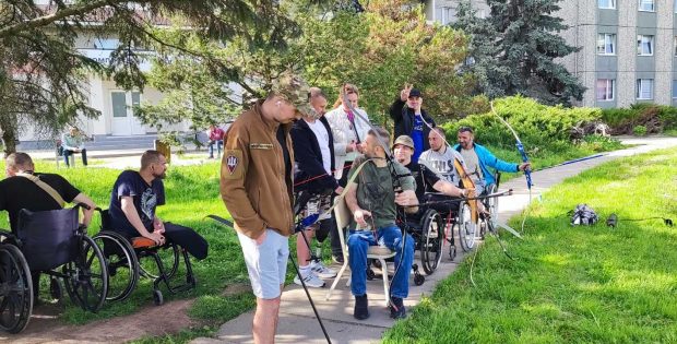 2 травня на території Івано-Франківської обласної клінічної лікарні відбувся проєкт #OlympicLab модуль олімпійський екомодуль.<br>Цього разу учасниками стали військовослужбовці, які проходять реабілітацію в обласній лікарні.