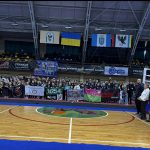 З 17 по 18 травня в манежі Коледжу фізичного виховання за підтримки відділення НОК України в Івано-Франківській області відбувся Відкритий Кубок Карпат з тайського боксу (муай-тай), який зібрав близько 200 учасників із 9 областей України.