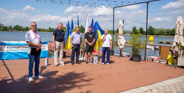 8 липня 2025 року в Івано-Франківську, на міському озері, розпочався Чемпіонат України з плавання на відкритій воді. У престижних змаганнях беруть участь понад 50 кваліфікованих спортсменів з різних регіонів України, які змагаються за чемпіонські титули у своїх вікових та дистанційних категоріях.