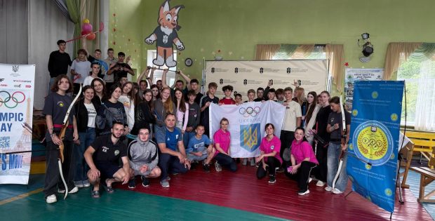 10 липня у спортивно-оздоровчому комплексі “Смерічка” Прикарпатського національного університету імені Василя Стефаника в с. Микуличин відбувся спортивний захід “Олімпійський день”.<br>Захід став можливим завдяки співпраці відділення НОК України в Івано-Франківській області та Факультету фізичного виховання і спорту ПНУ імені Василя Стефаника #StefanykProWay.