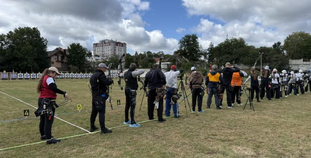24 серпня на стадіоні “Юність” відбулося урочисте відкриття Третього етапу Кубку України зі стрільби з лука «Стріли Слобожанщини».